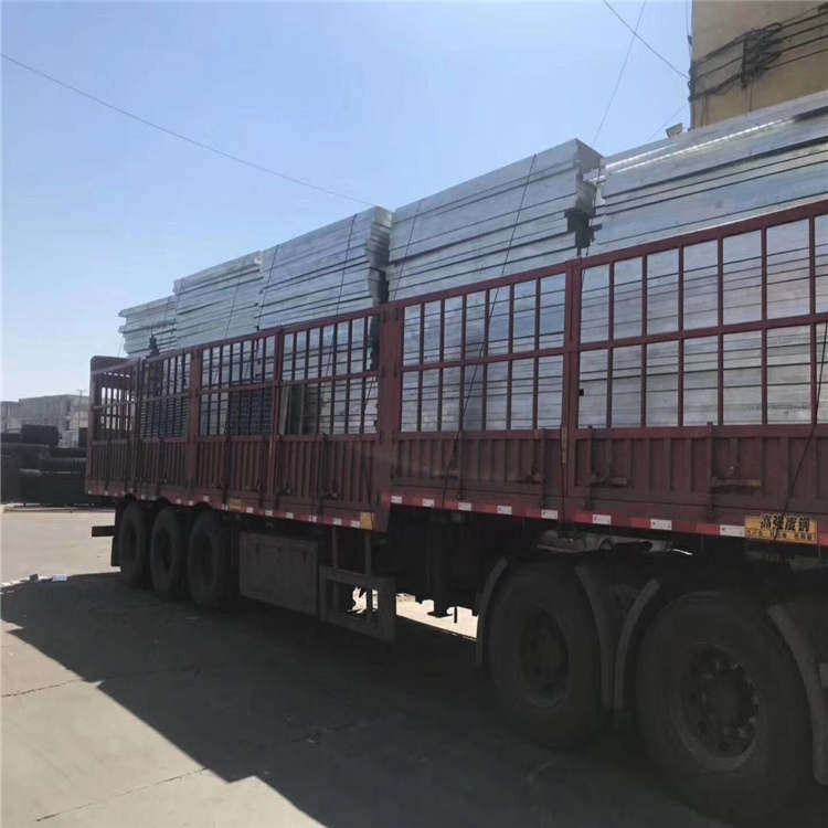 樓梯格柵板.jpg 樓梯格柵板.jpg