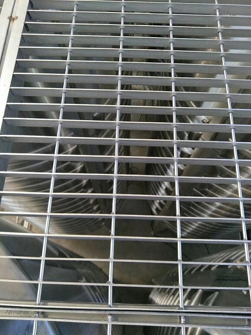 不銹鋼格柵板.jpg 不銹鋼格柵板.jpg